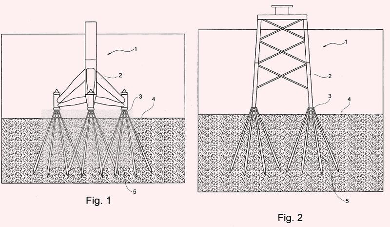 Construcción de cimentación de una instalación marítima, particularmente de un aerogenerador marítimo, a instalar de manera silenciosa, y procedimiento de montaje para ello.