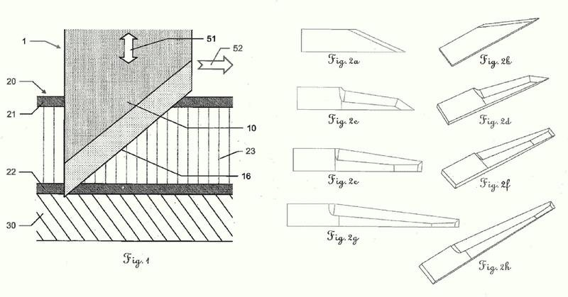 Cuchilla, en particular cuchilla oscilante, destinada al uso en un procedimiento de corte mecánico, para cortar placas sándwich.