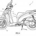 Ilustración 4 de Motocicleta con estructura de tapa de un compartimento de almacenamiento delantero.
